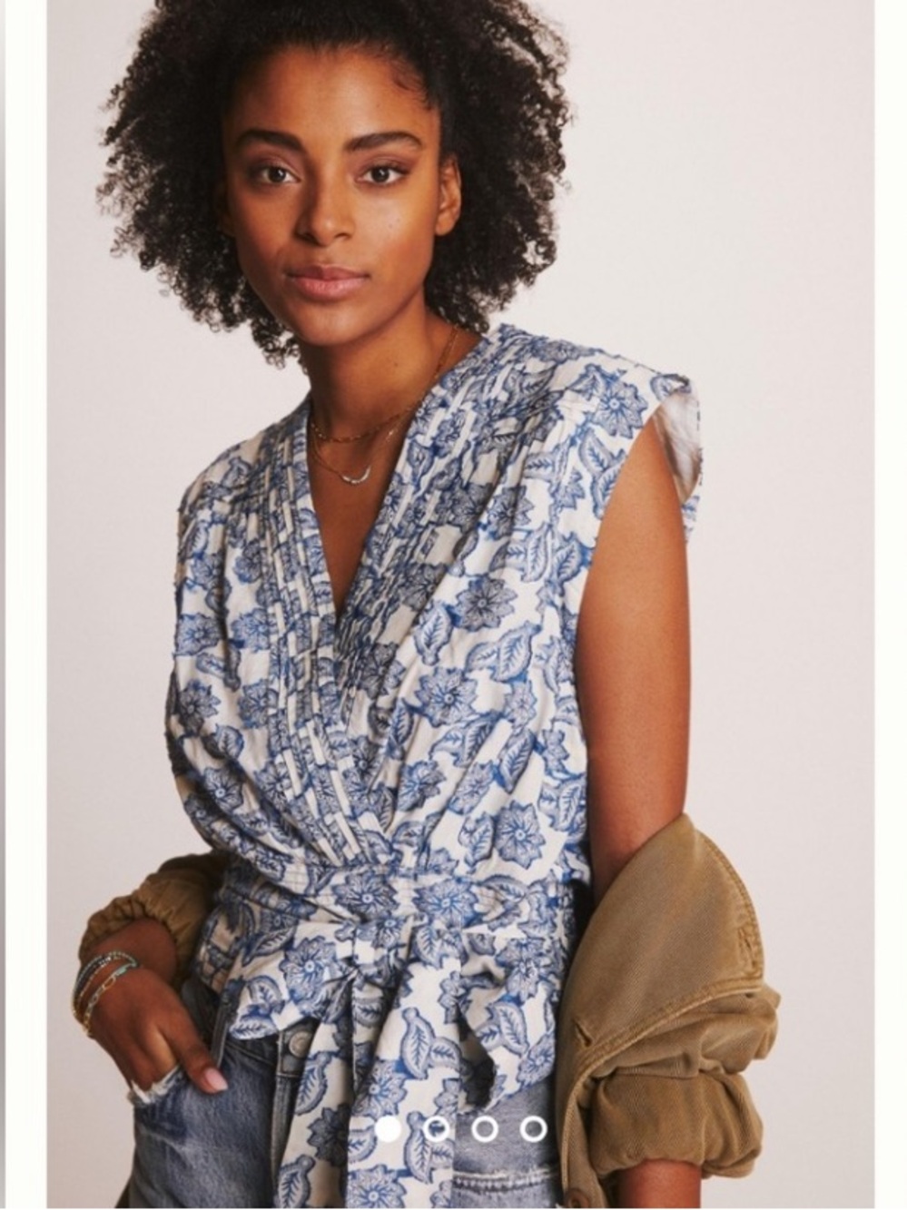 Anthropologie
Sleeveless Wrap Blouse brocade summer blue casual floral boho $100